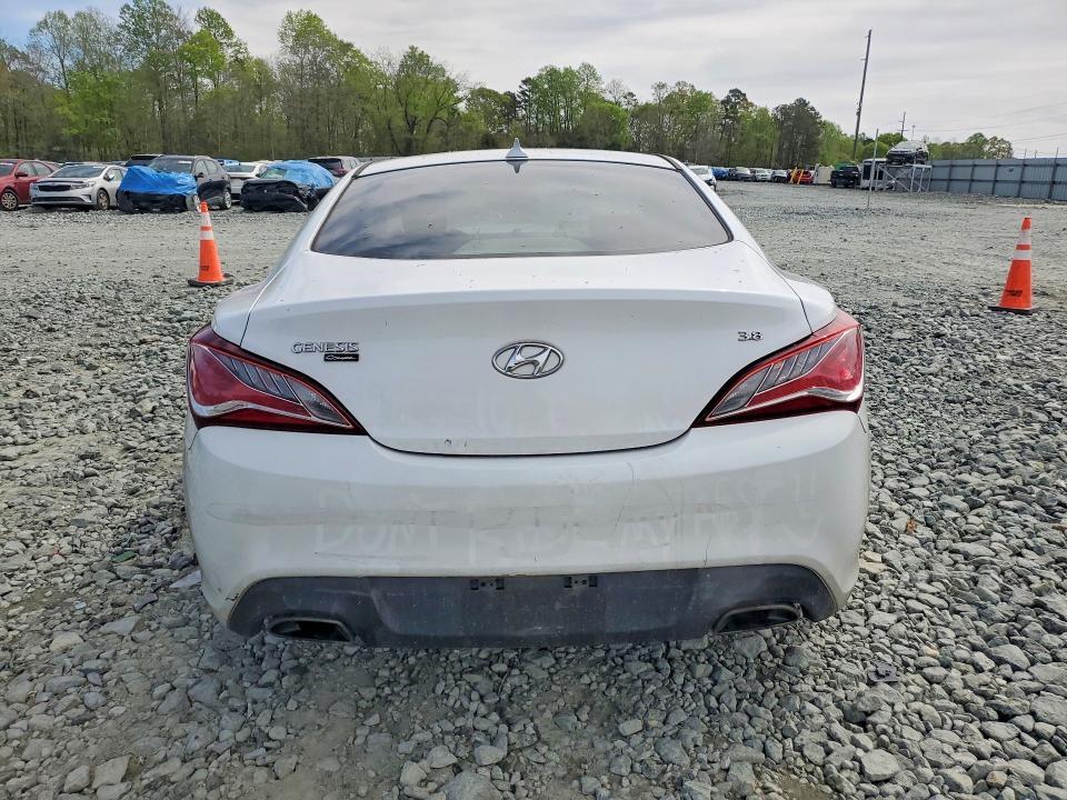 2015 Hyundai Genesis Coupe 3.8