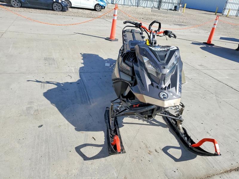 2022 Polr Snowmobile