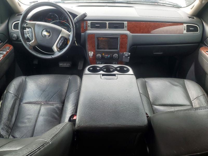 2011 Chevrolet Suburban C1500 ls