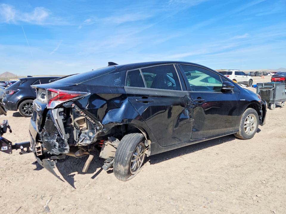 2016 Toyota Prius two