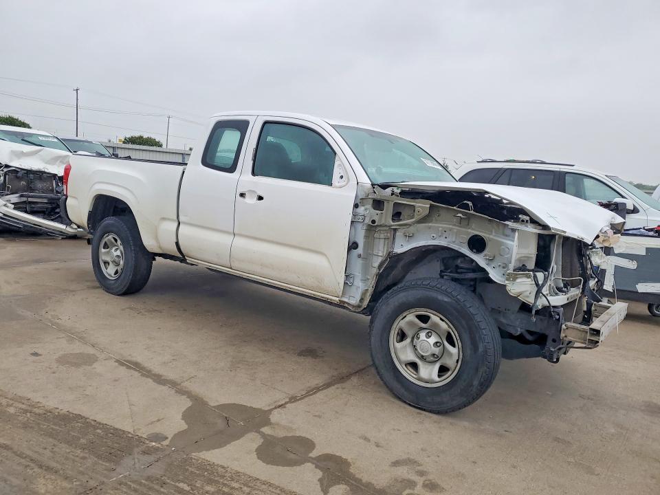 2016 Toyota Tacoma SR