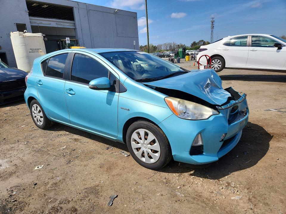 2013 Toyota Prius c two