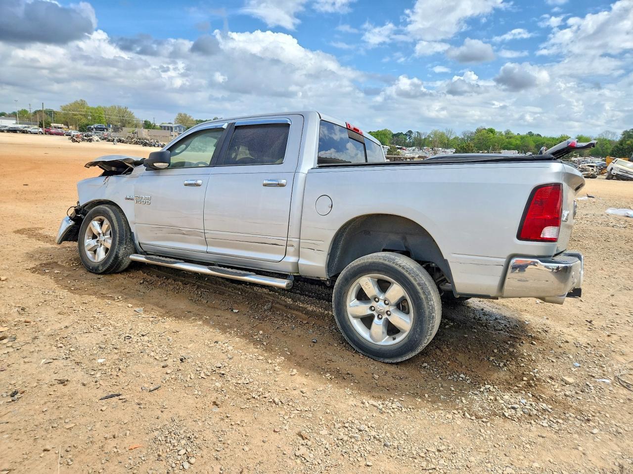 2018 Dodge RAM 1500 SLT