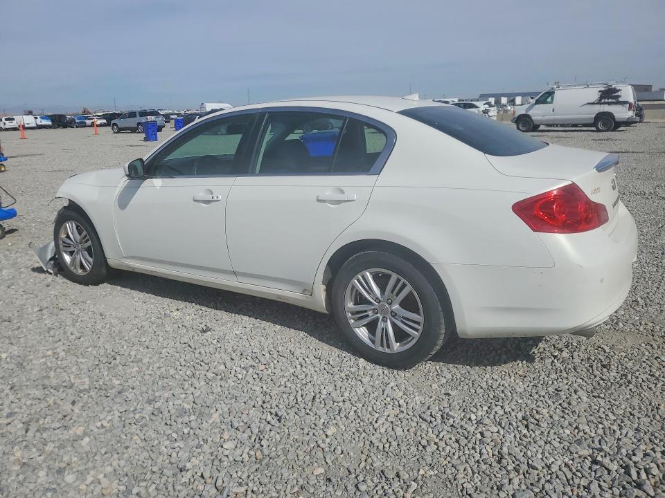 2013 Infiniti G37