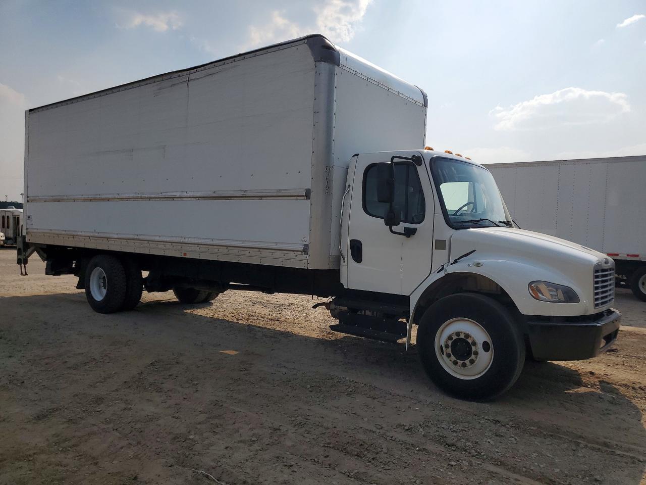 2019 Freigliner 2019 Freightliner Business Class M2 BOX Truck