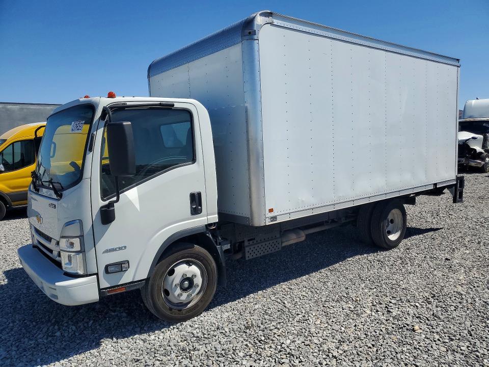 2023 Chevrolet 4500 BOX Truck