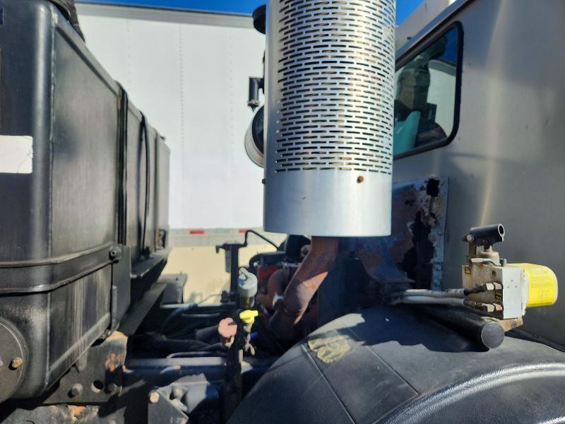 2014 Mack LEU613 Refuse Truck