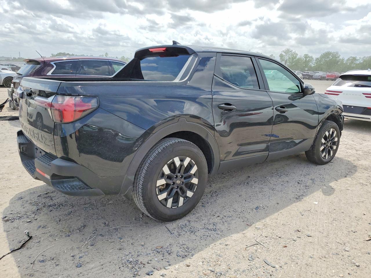 2025 Hyundai Santa Cruz SE