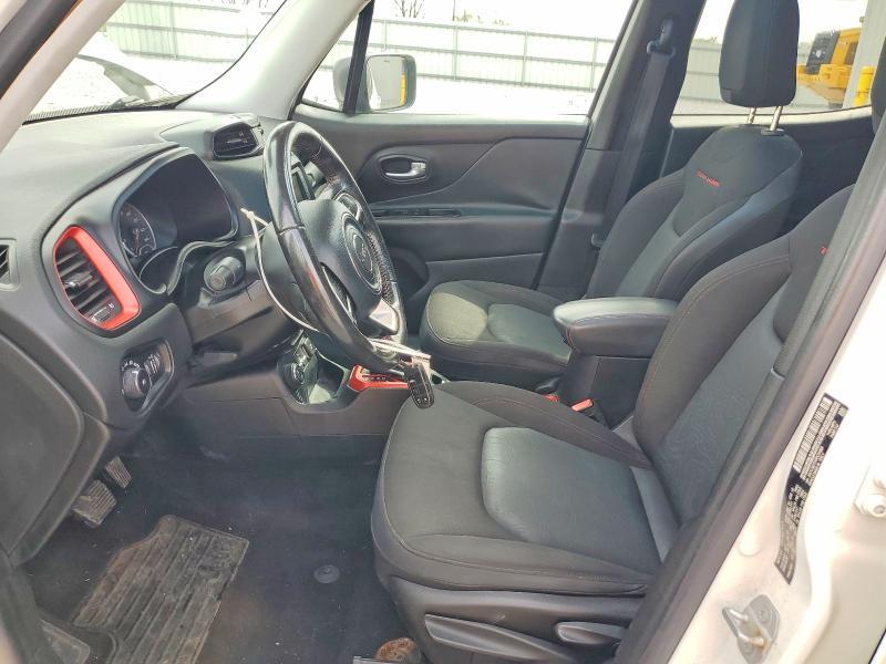 2015 Jeep Renegade Trailhawk