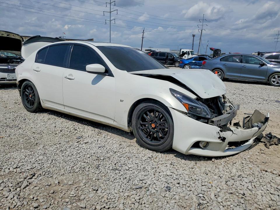 2015 Infiniti Q40 Base