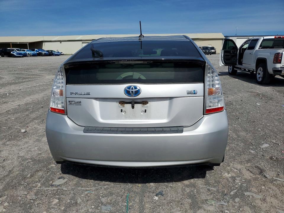2010 Toyota Prius ii