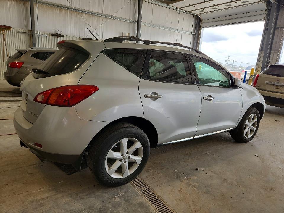 2010 Nissan Murano s