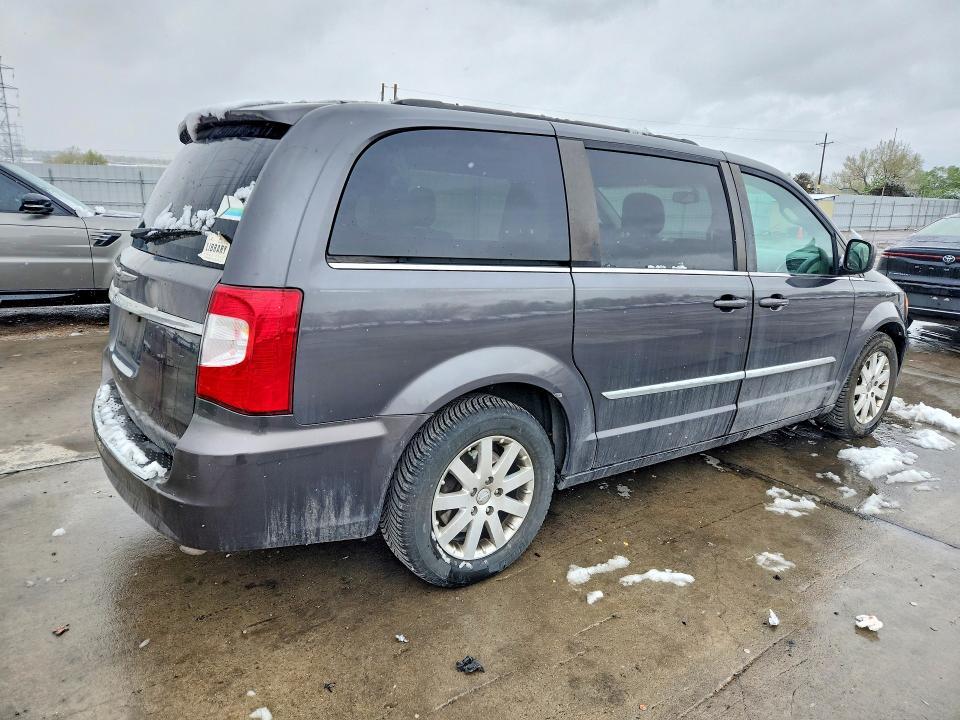 2015 Chrysler Town & Country Touring