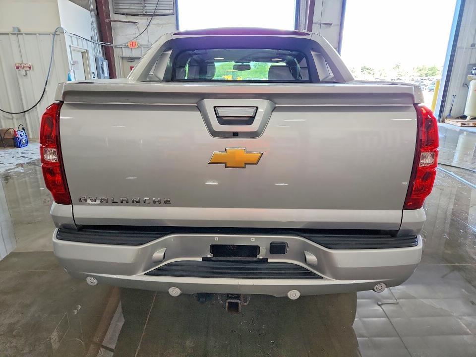 2013 Chevrolet Avalanche LT