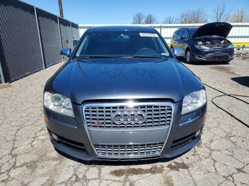 2007 Audi S8 Quattro