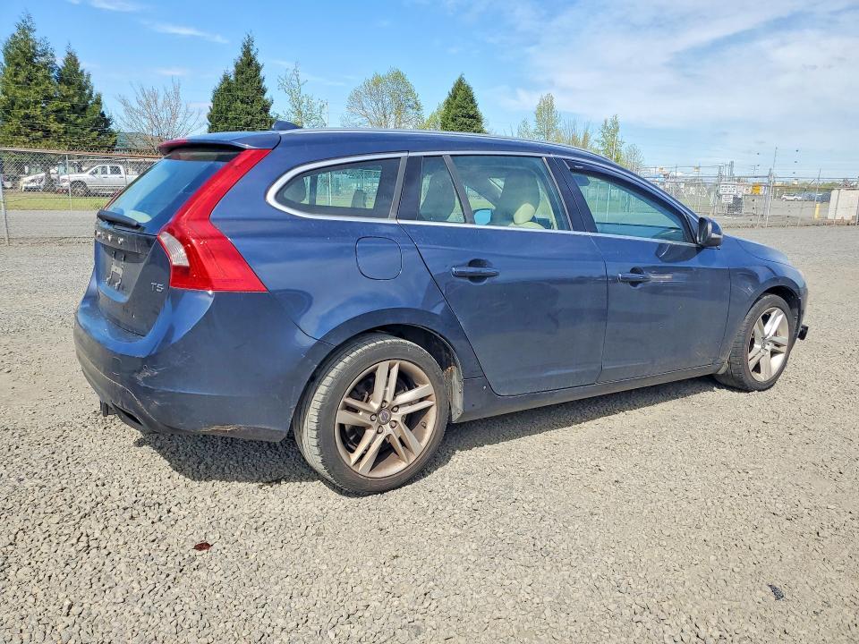 2015 Volvo V60 Premier