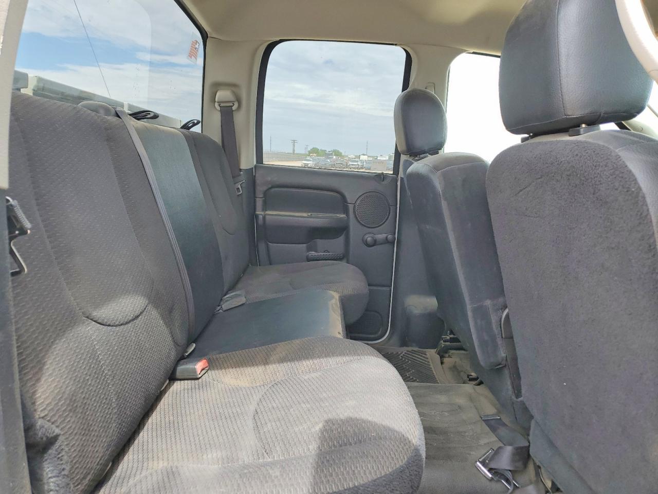 2003 Dodge RAM 1500 ST