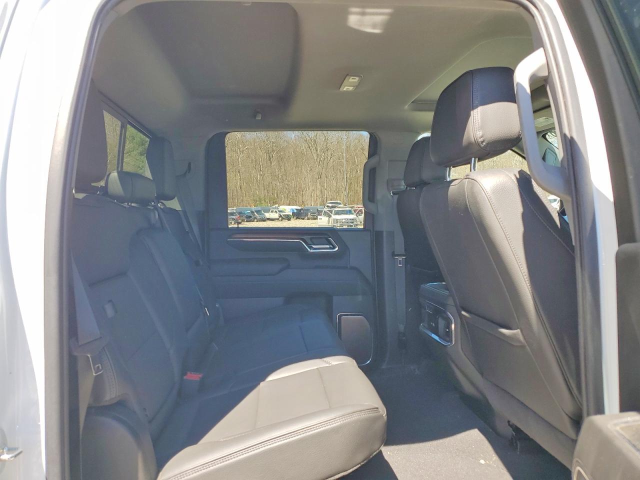 2024 GMC Sierra K3500 Denali