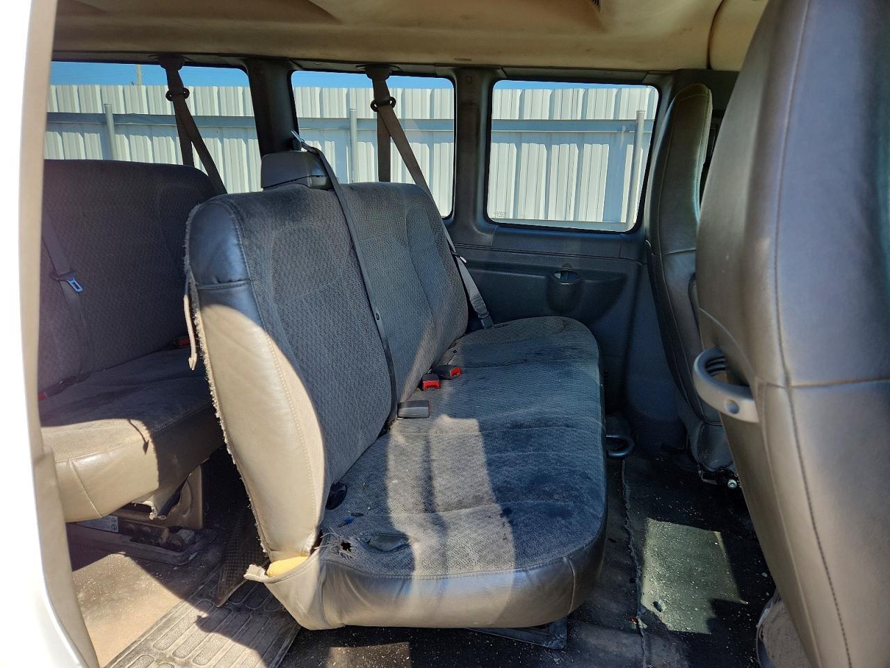 2016 Chevrolet Express G3500 LT