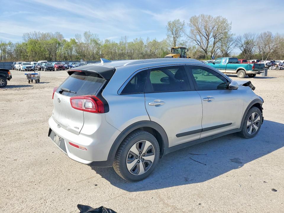 2018 KIA Niro lx