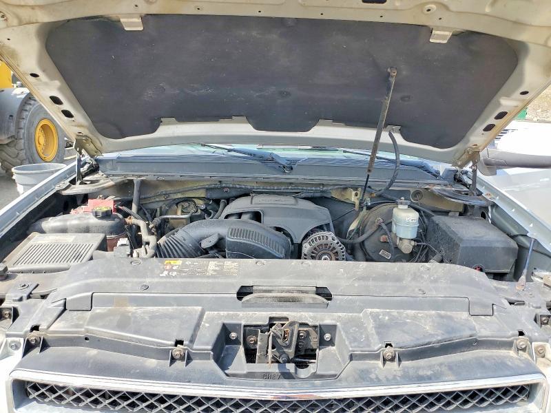 2012 Chevrolet Avalanche LS