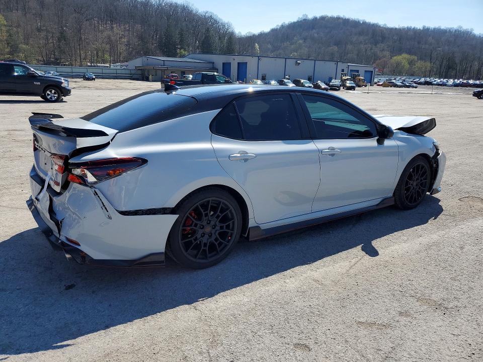 2021 Toyota Camry trd