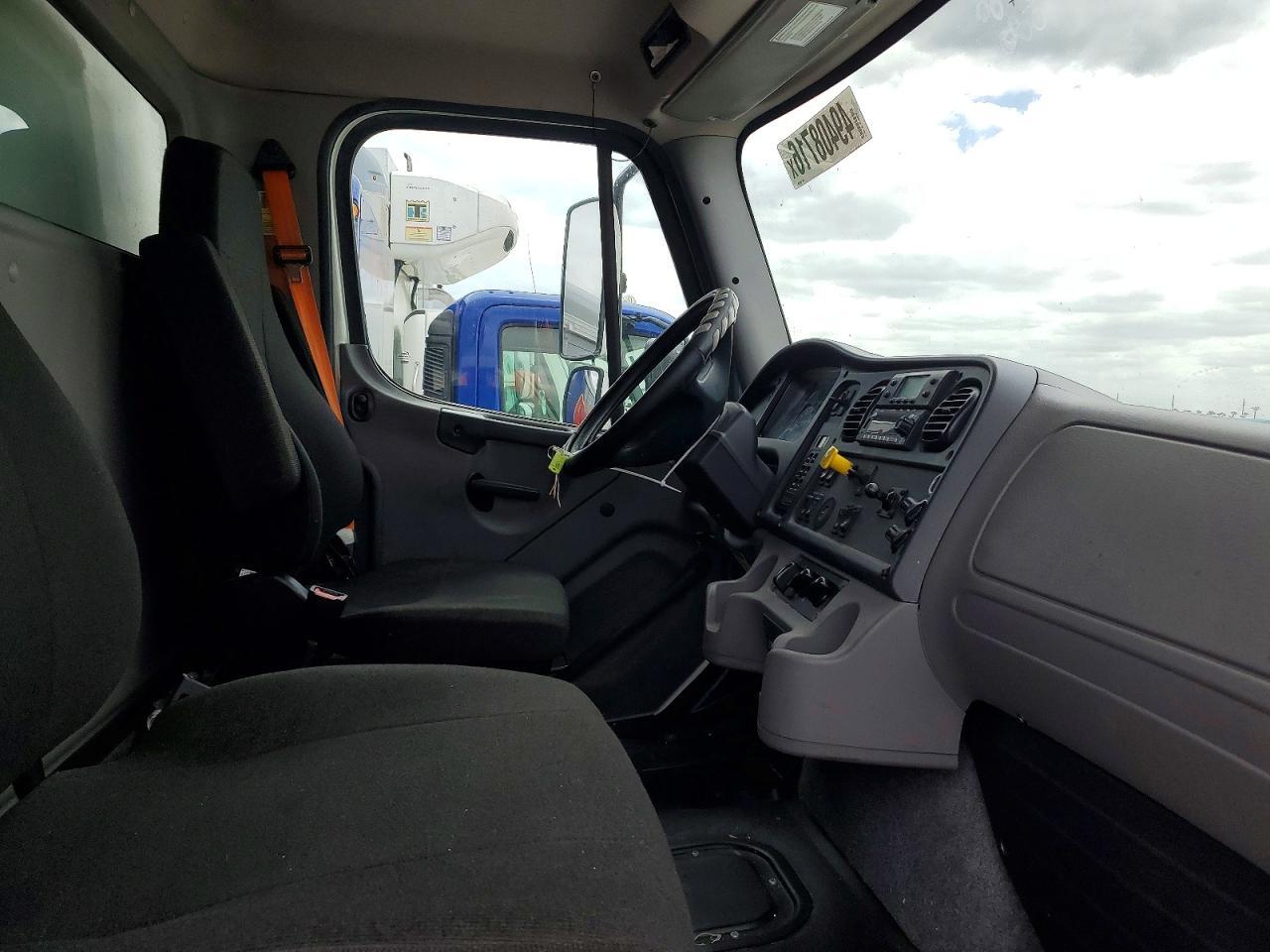 2022 Freightliner M2 106 Medium Duty