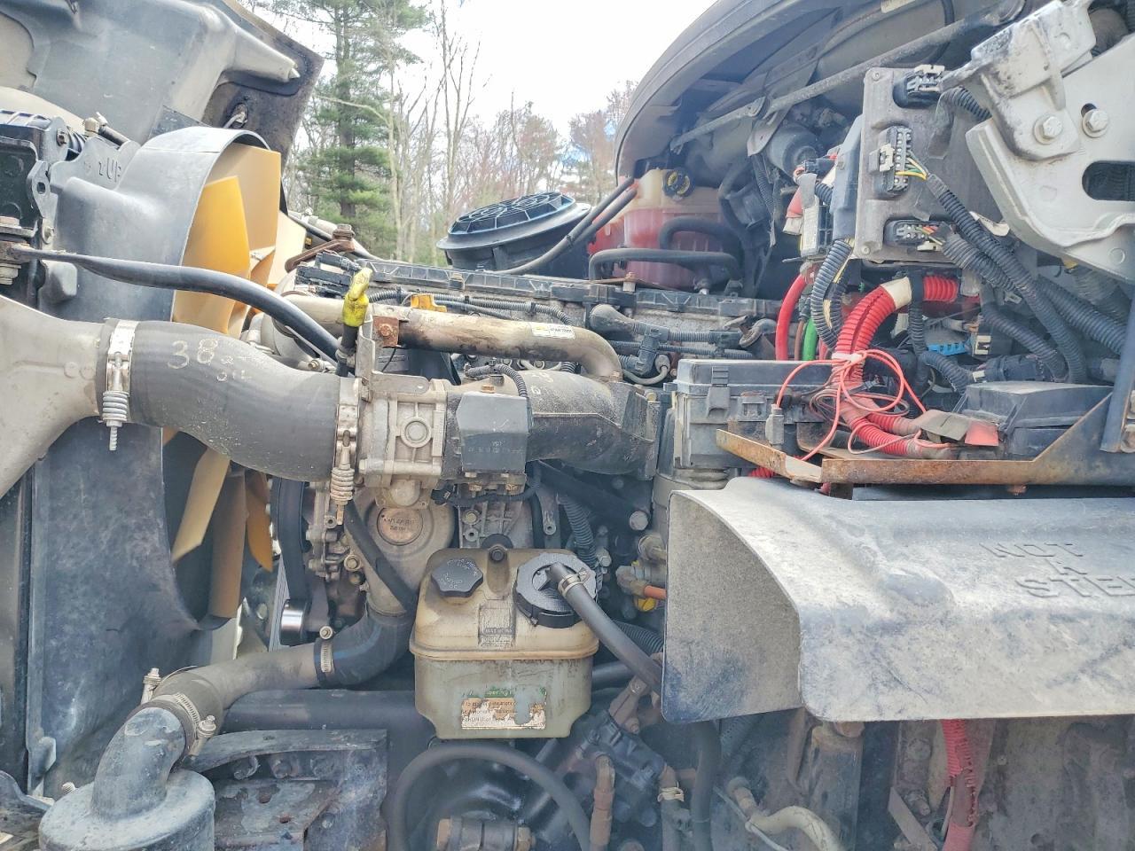 2013 Freightliner 114SD ROLL-OFF Container Truck