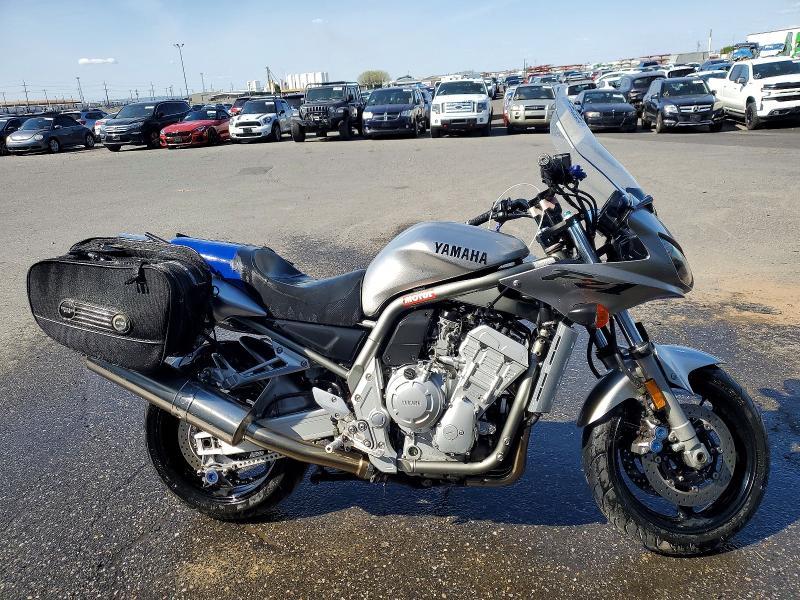 2003 Yamaha FZS1000