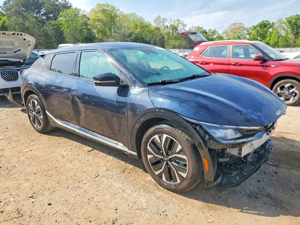 2023 KIA EV6 Wind