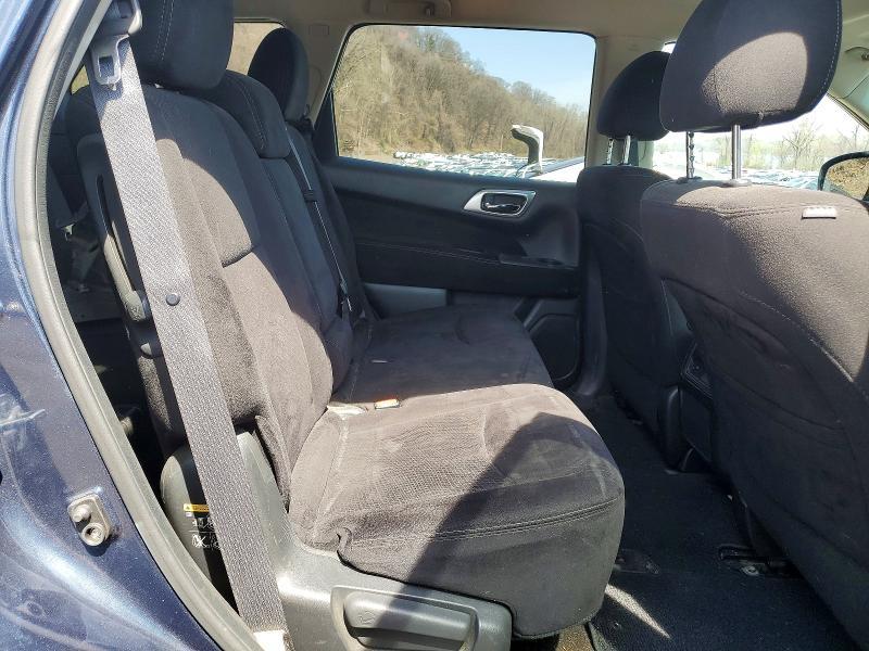 2014 Nissan Pathfinder sv