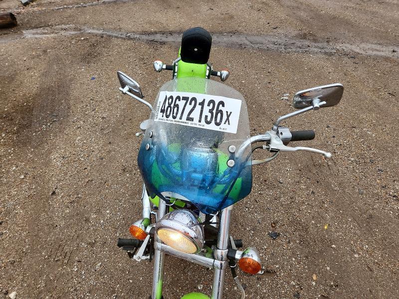 2001 Kawasaki Vn800