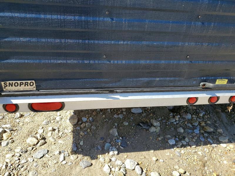 2001 Snop 2001 Camper