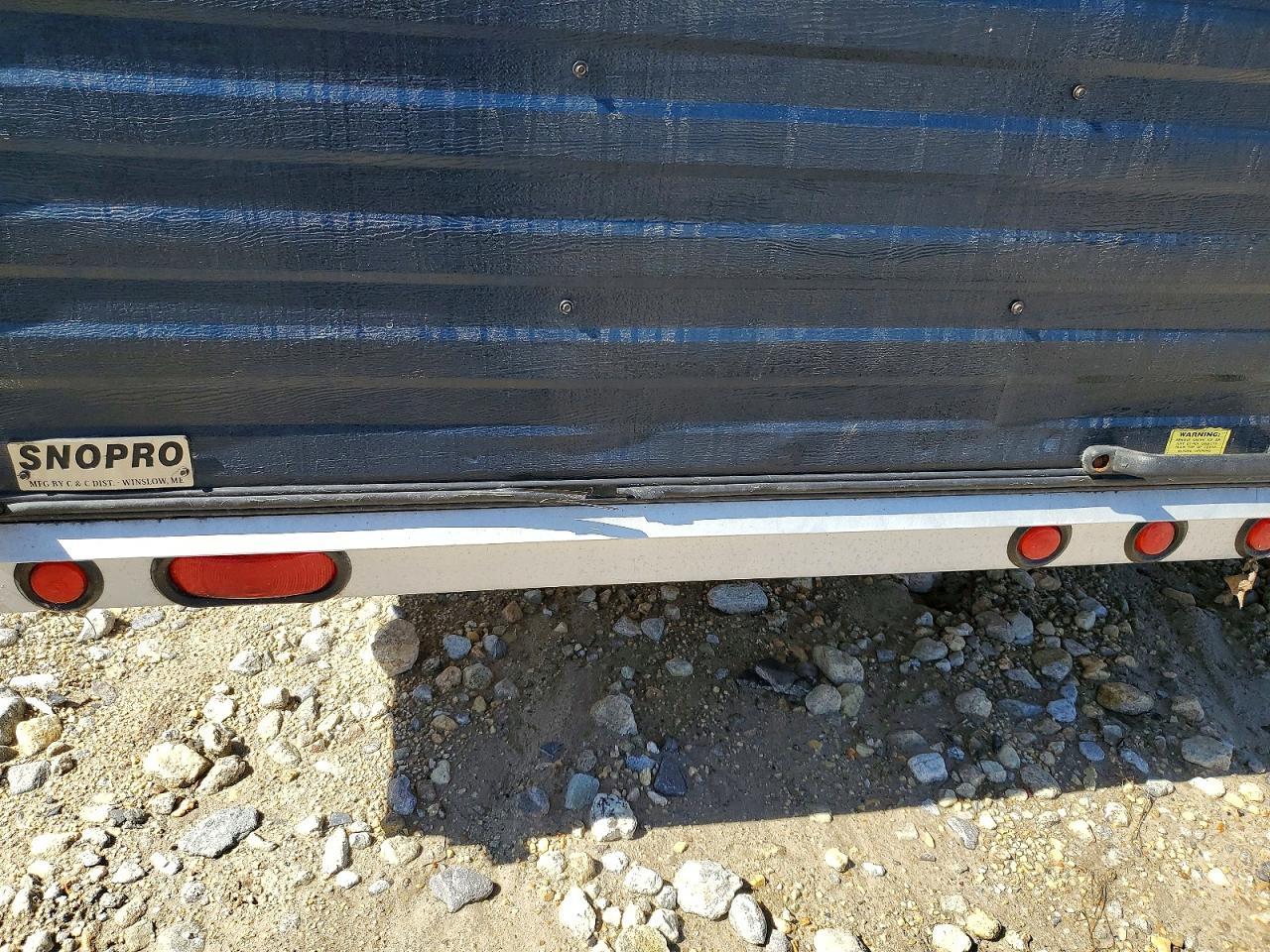 2001 Snop 2001 Camper