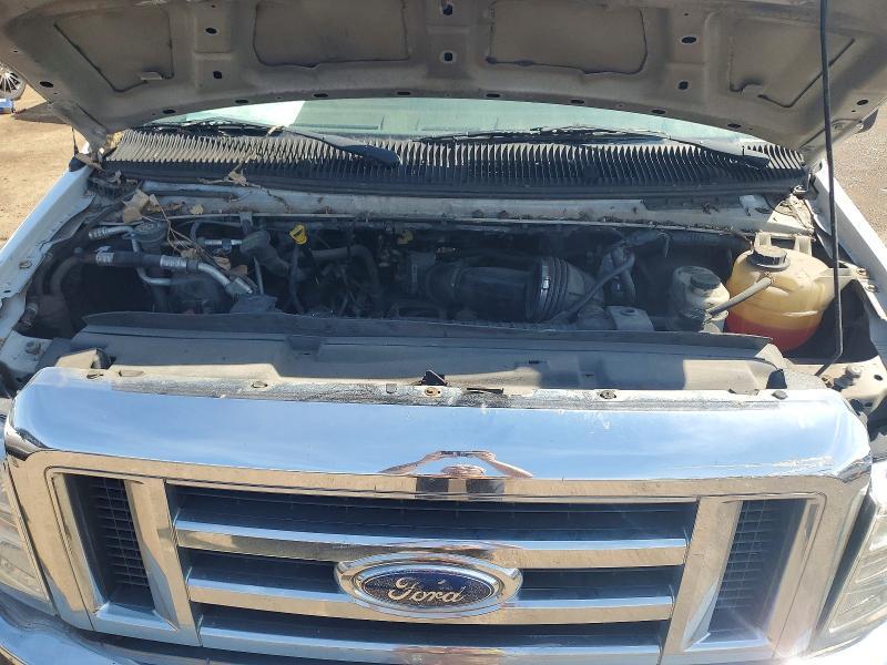 2013 Ford Econoline-box Truck