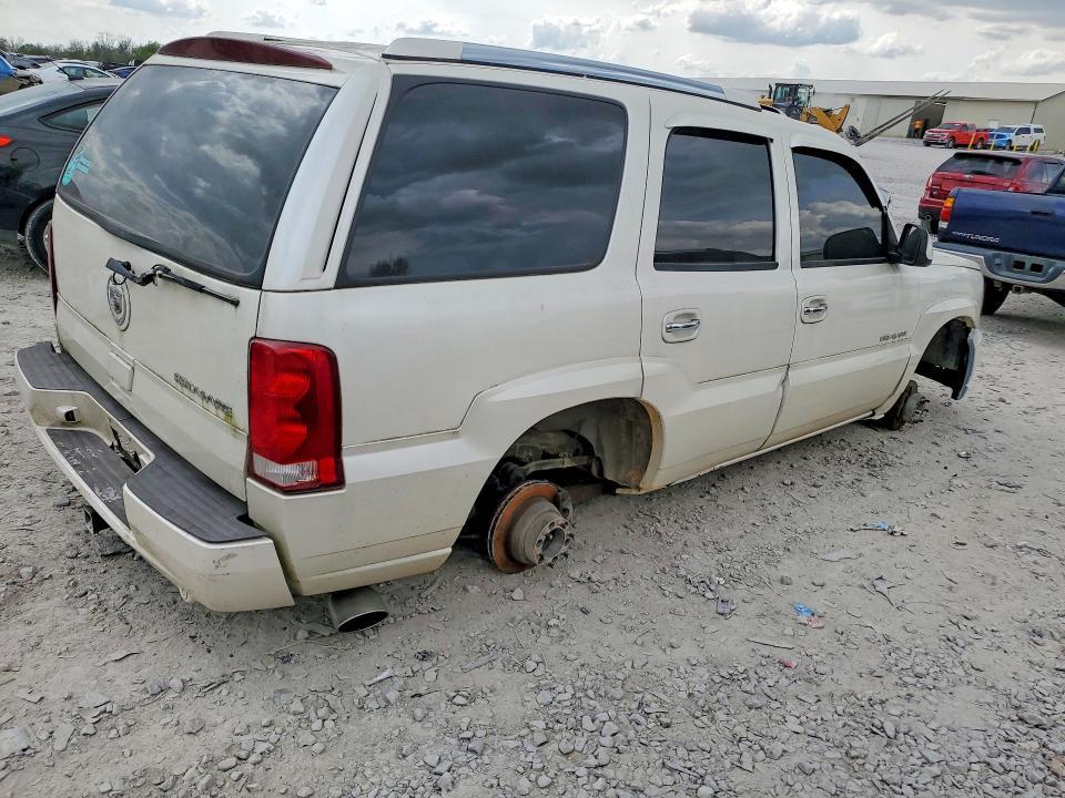 2004 Cadillac Escalade Luxury