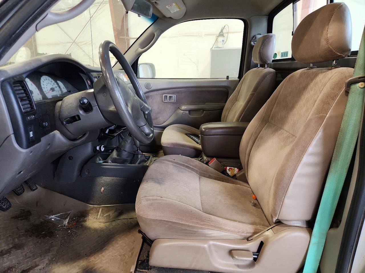 2004 Toyota Tacoma Base