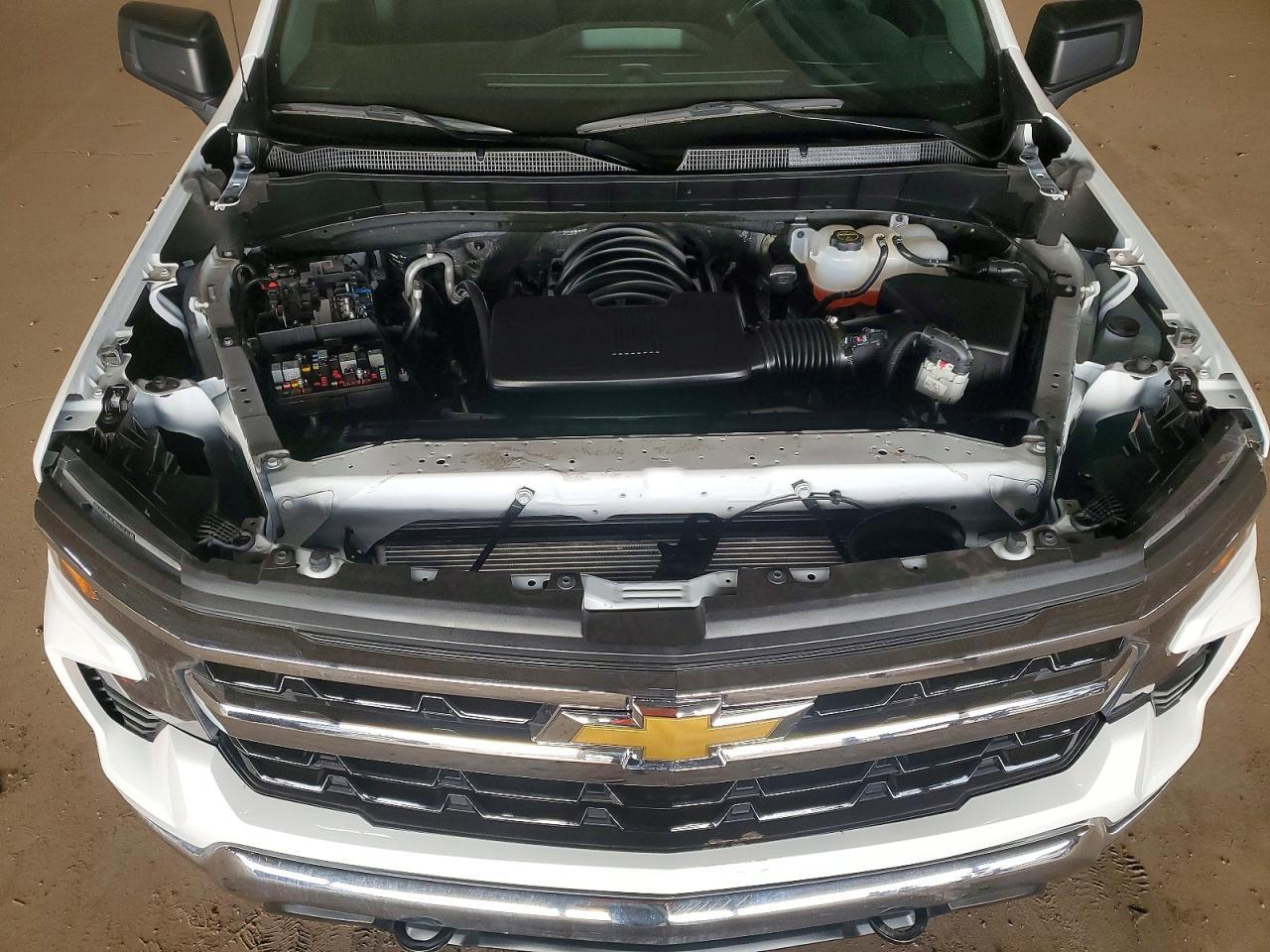 2025 Chevrolet Silverado C1500