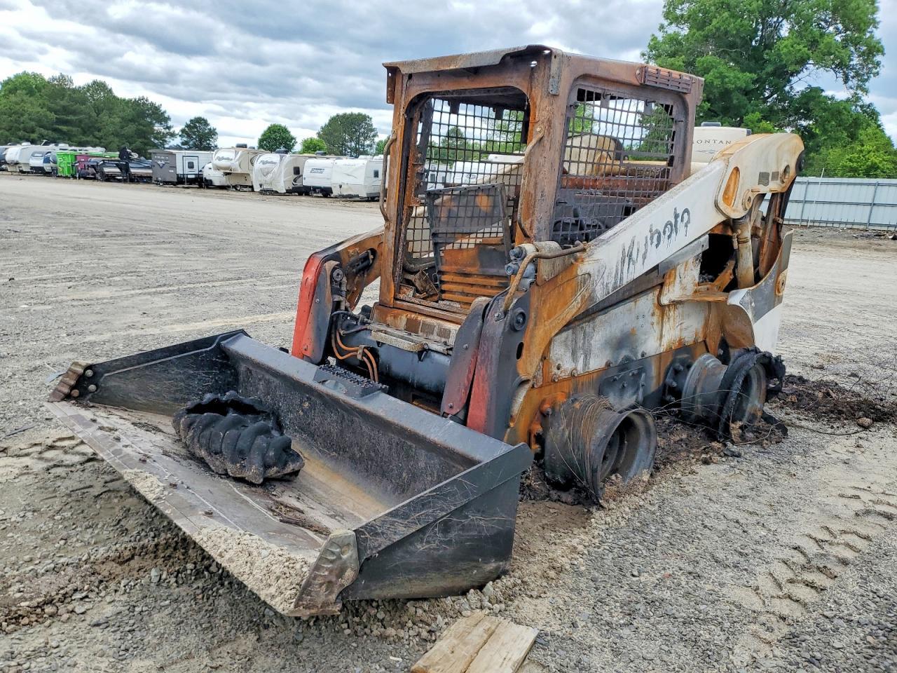 2021 Kubota SSV75PHFRC-Skidder