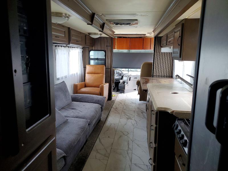 2006 Freightliner Chassis xc rv