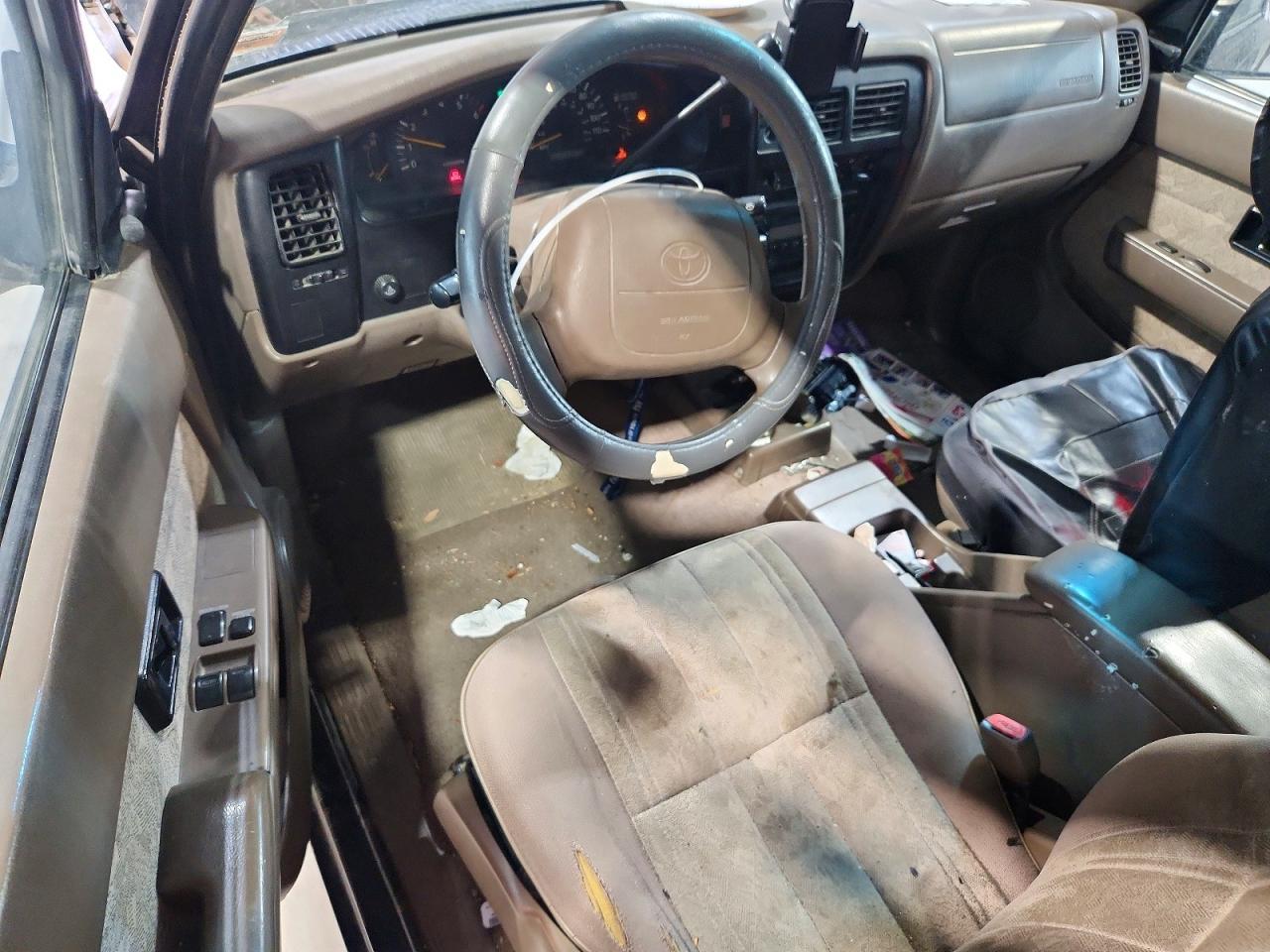2000 Toyota Tacoma Base