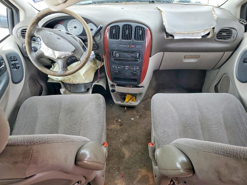 2005 Chrysler Town & Country