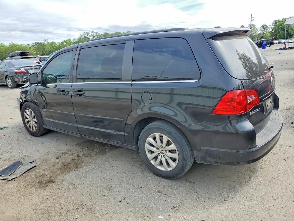 2013 Volkswagen Routan se