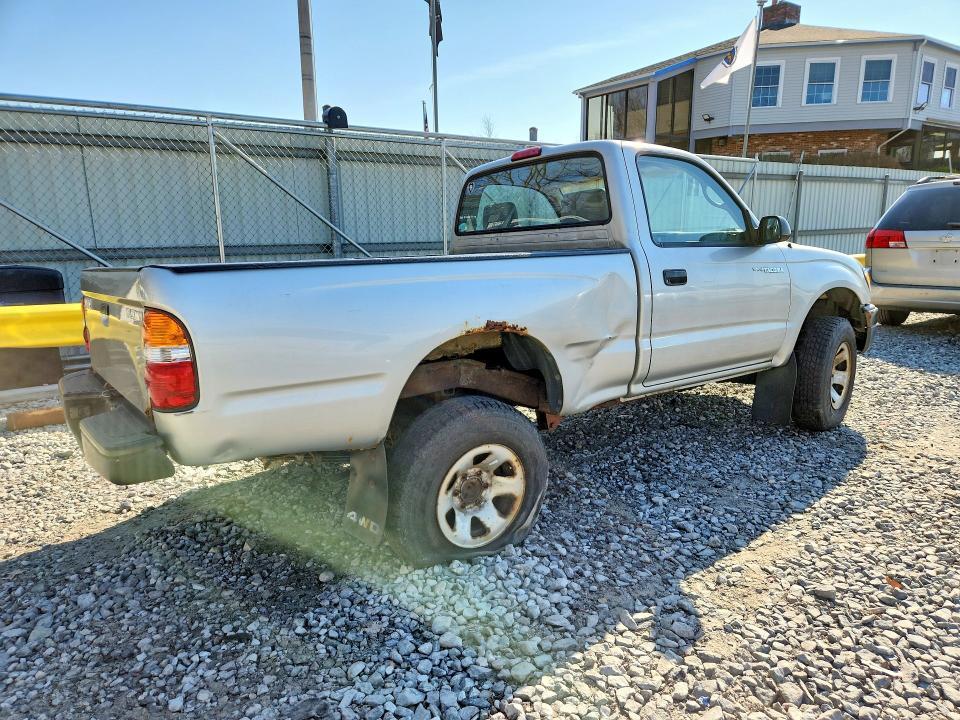 2003 Toyota Tacoma Base