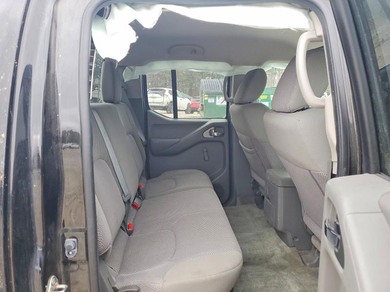 2017 Nissan Frontier s