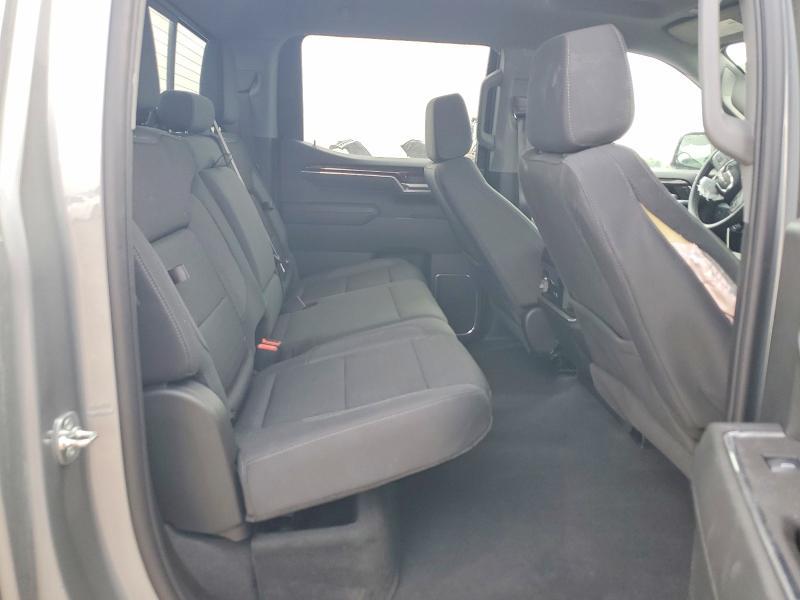 2025 GMC Sierra K1500 Elevation