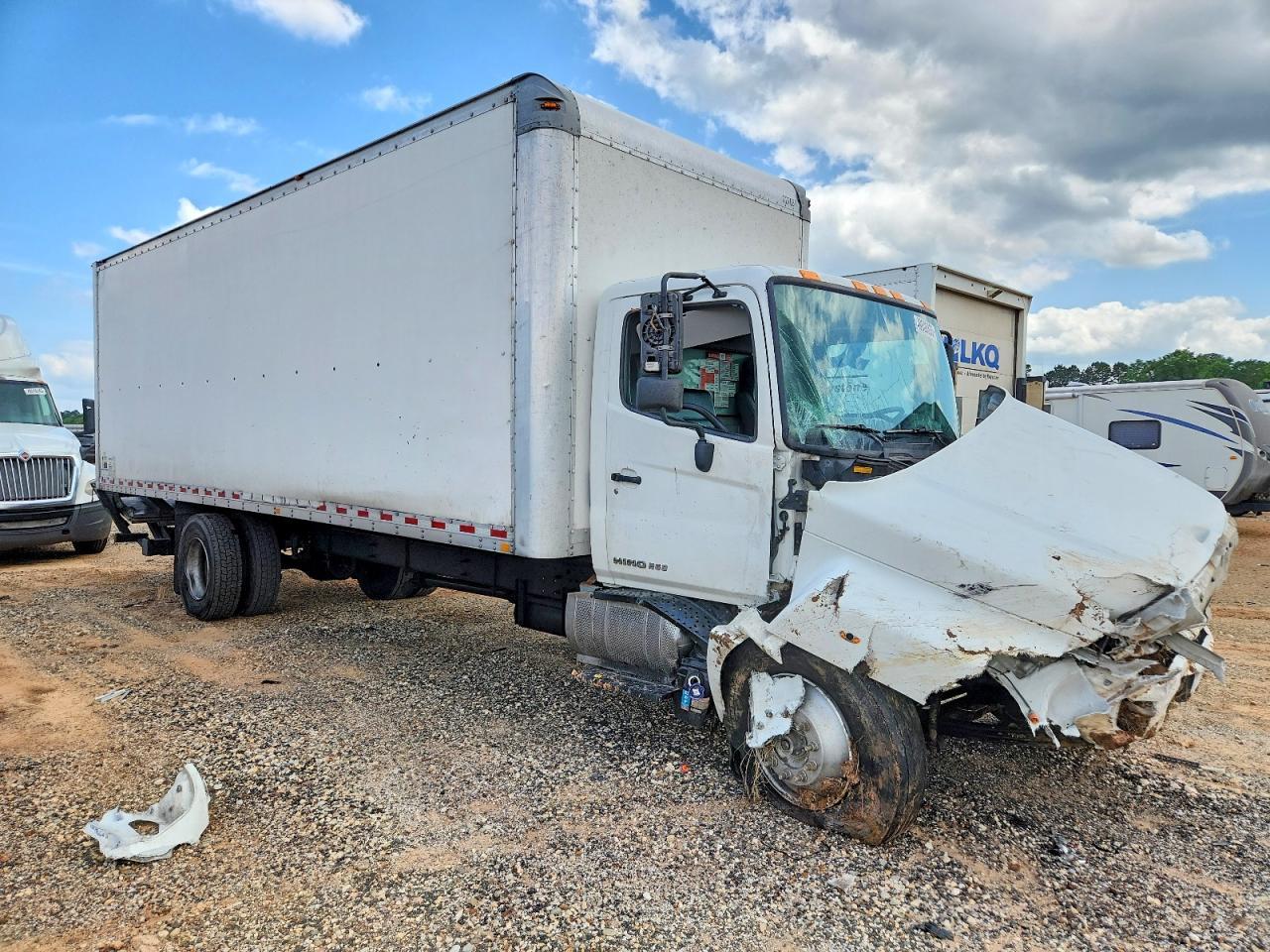 2017 Hino 258/268 BOX Truck