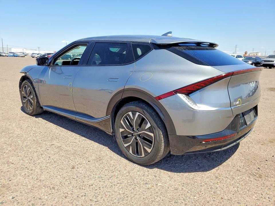 2024 KIA EV6 Wind