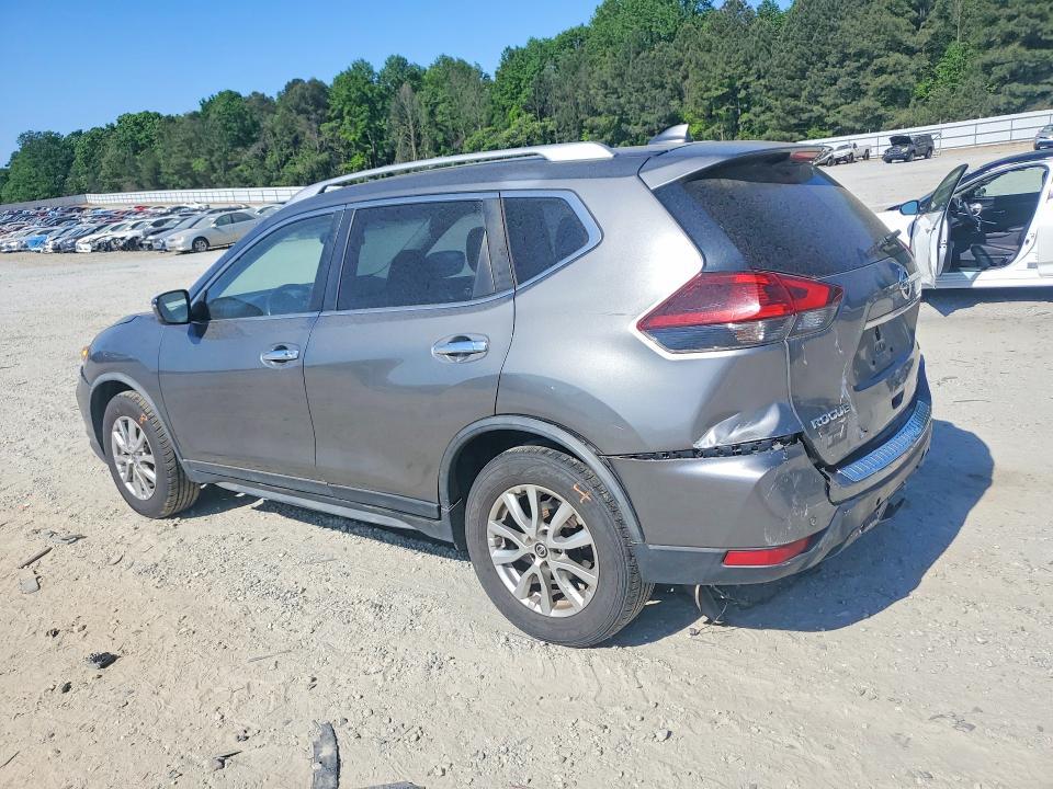 2020 Nissan Rogue sv