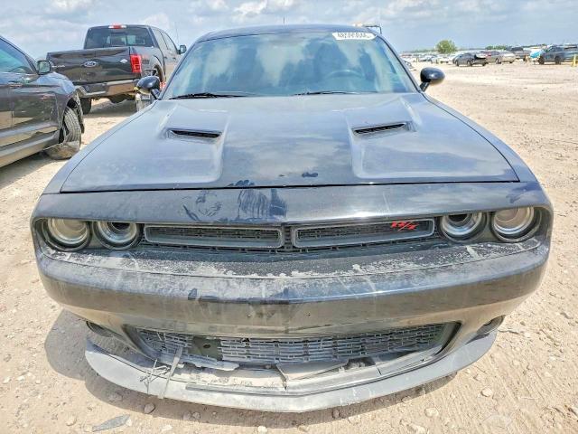 2015 Dodge Challenger sxt Plus